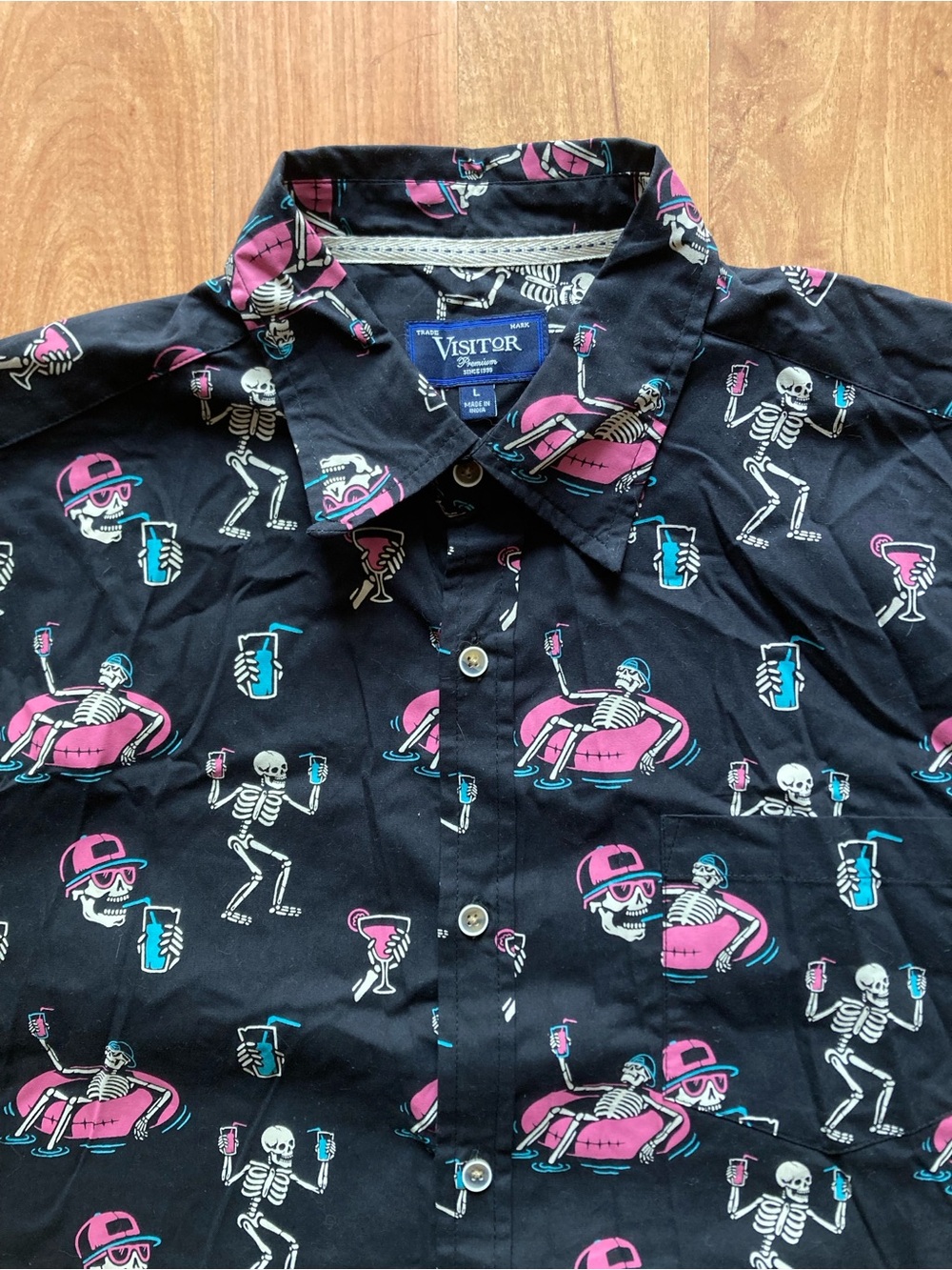 Visitor Premium Black Button Up Skeleton Pool Drinks Short Sleeve Mens L Shirt